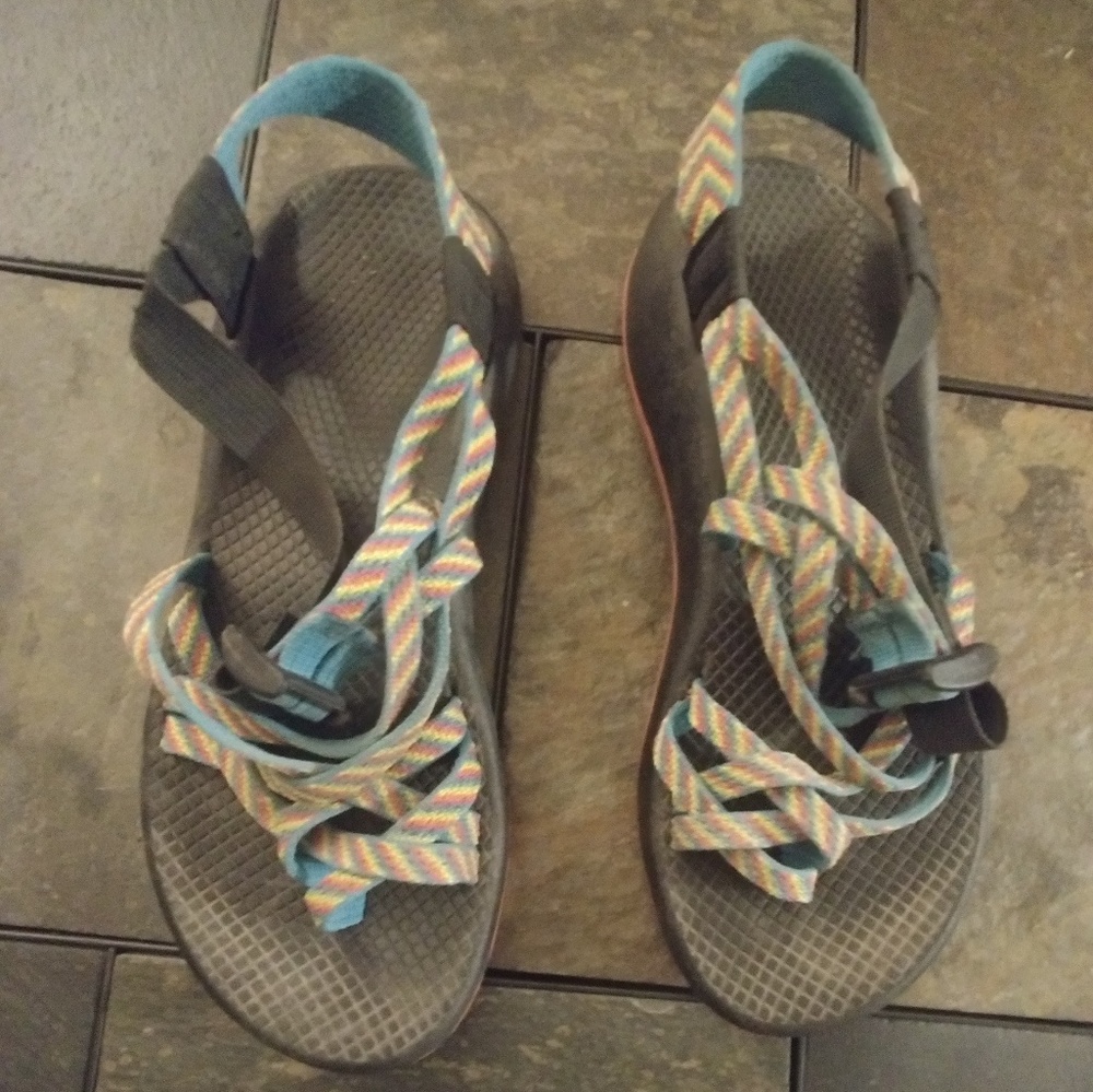 Chaco's size 8
